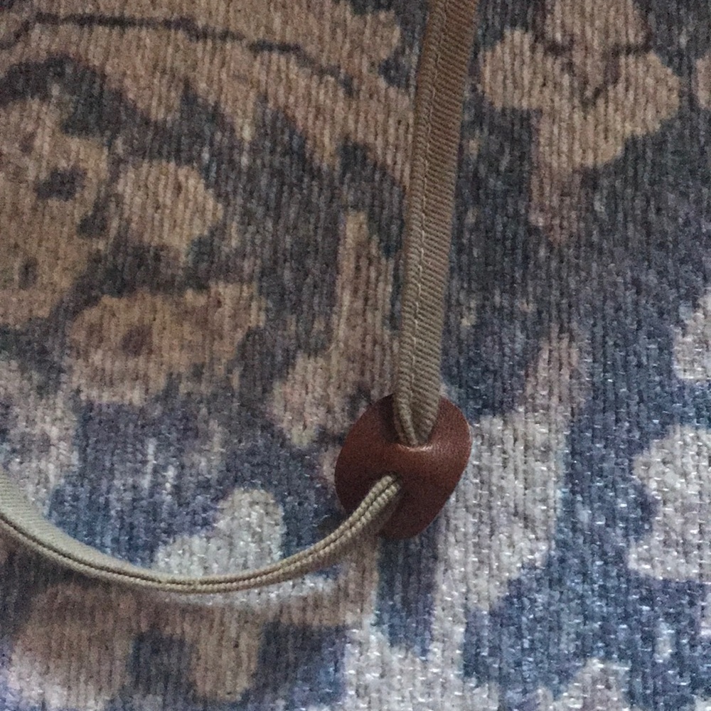 Large tan hat - Picture 3 of 3